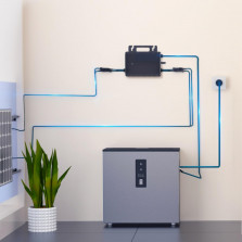Hoymiles MS-A2 Solarbatterie 2.240Wh - 1600W 4T HMS Wechselrichter - Solarspeicher-Set für Balkonkraftwerke - LiFePo4-5m