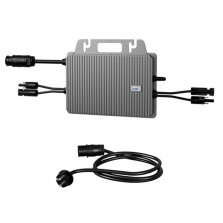 Wechselrichter mit Anschlusskabel für 4 PV-Module